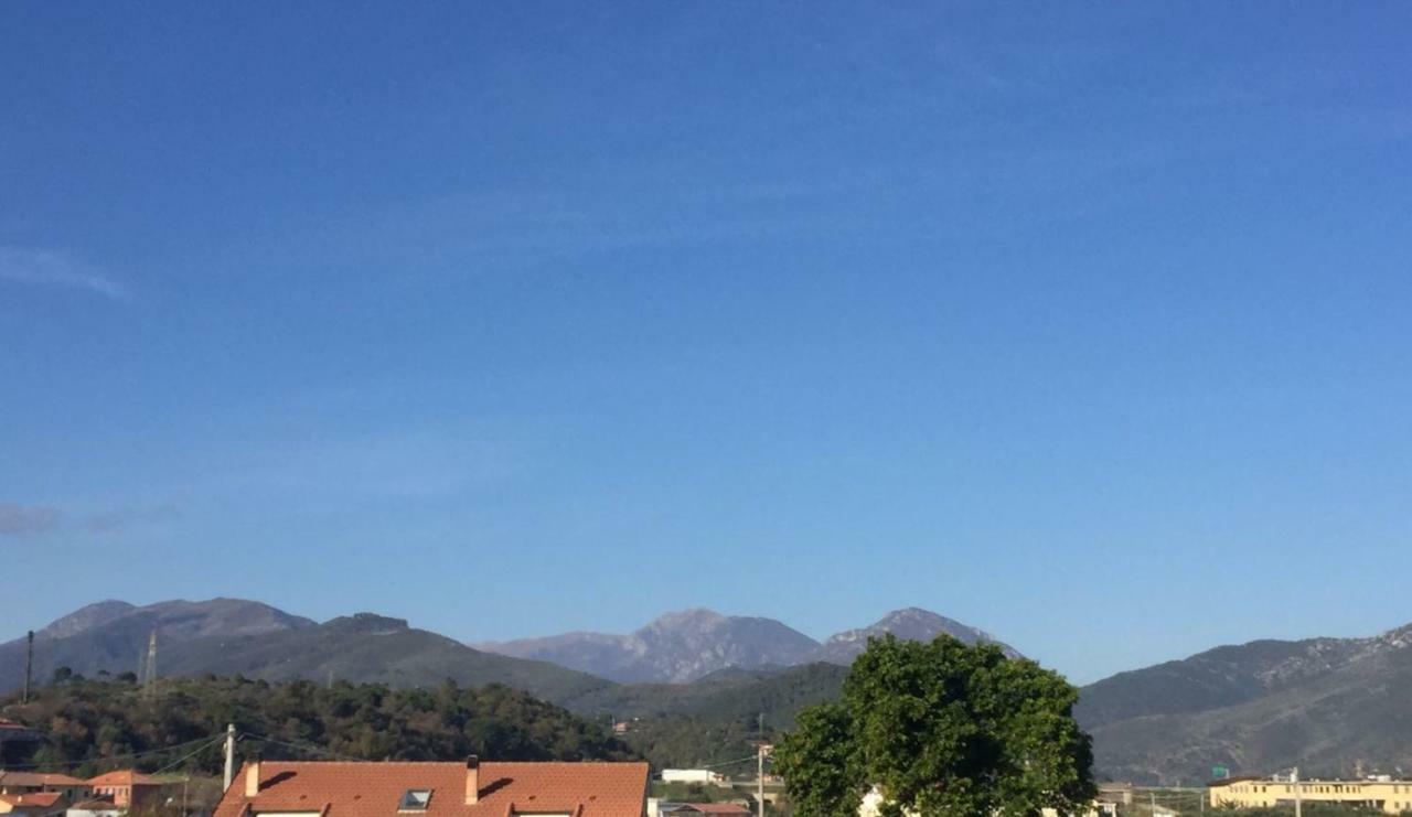 Il Leone Bianco Affittacamere Albenga Extérieur photo